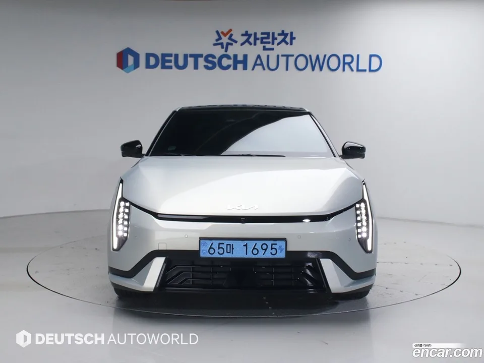 Kia EV4 2WD 2025 — миниатюра 3