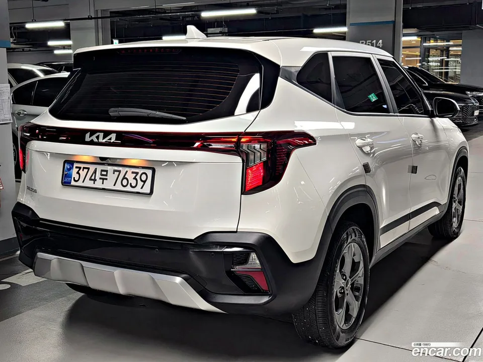 Kia Seltos 1.6 2WD 2024 — миниатюра 4