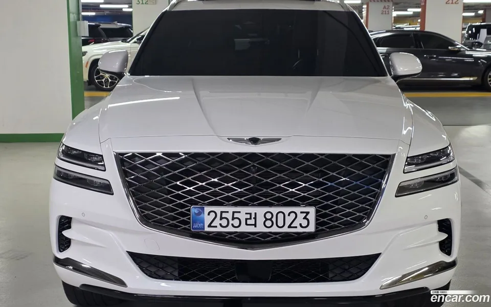 Genesis GV80 2.5T AWD 2023 — фото 1, купить с доставкой в Москву