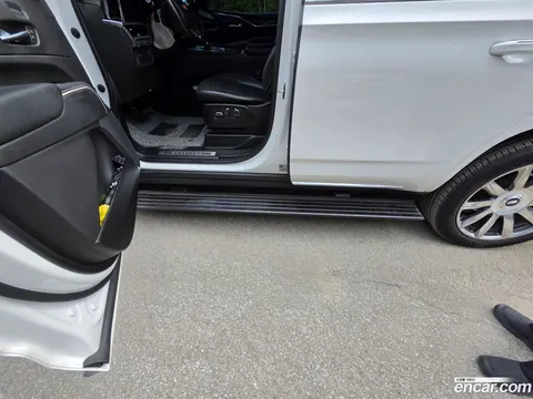 Cadillac Escalade 2023 buy in Moscow