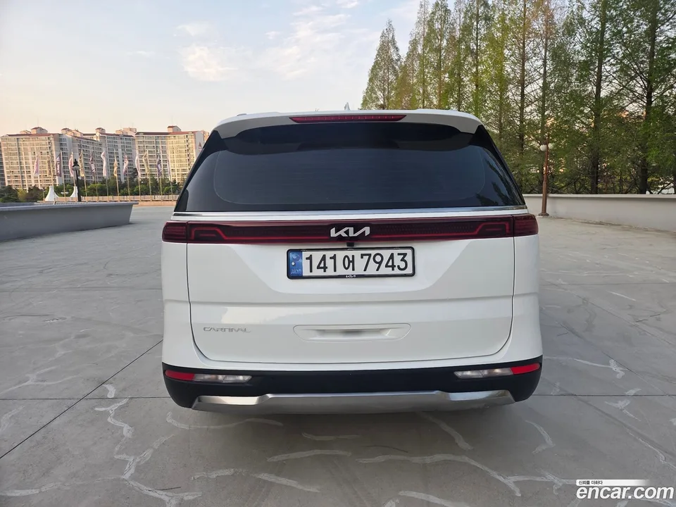 Kia Carnival 9 2023 — миниатюра 4