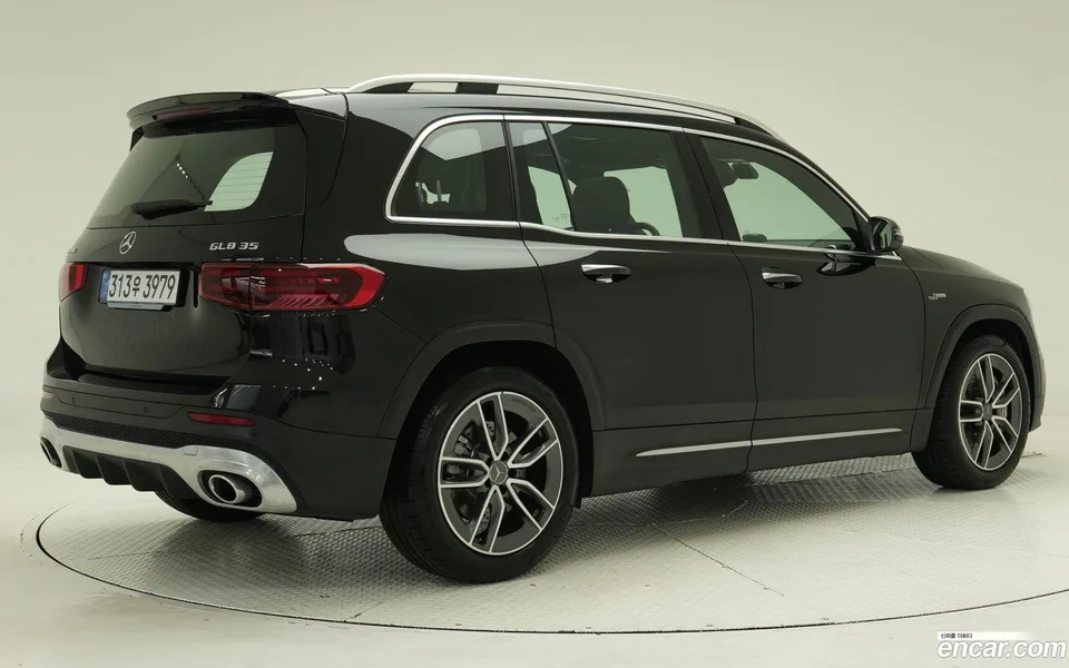 Mercedes-Benz GLB-Class AMG GLB35 4MATIC 2025 — миниатюра 2
