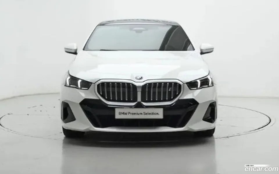 BMW i5 eDrive 40 M 2024 — миниатюра 3