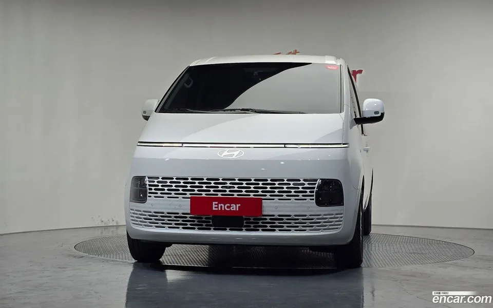 Hyundai Staria HEV 1.6 3 2024 — миниатюра 3