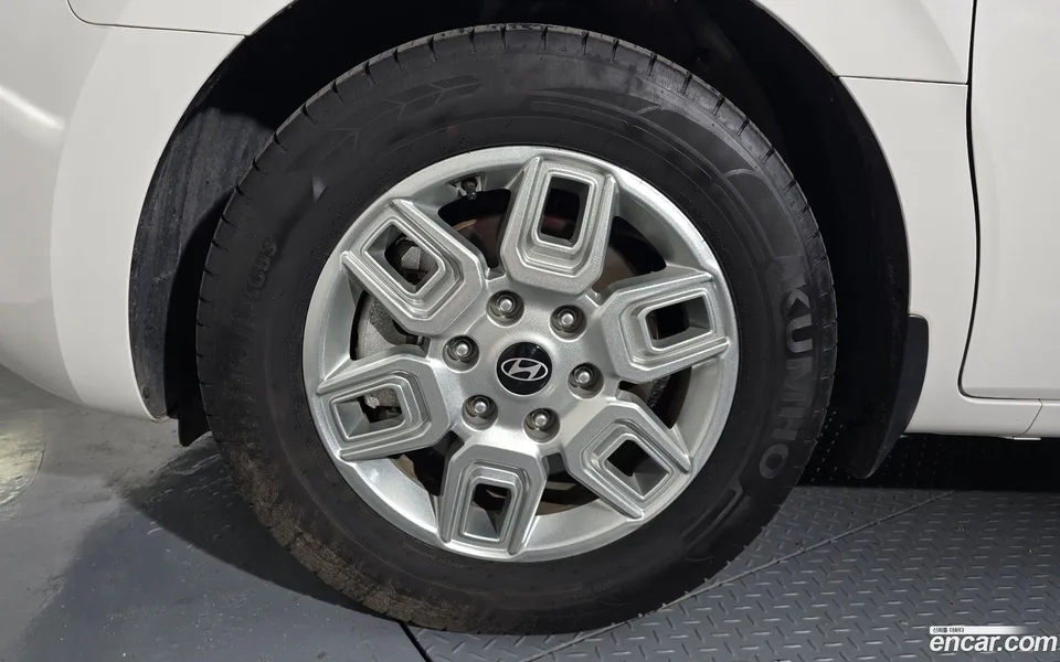 Hyundai Staria HEV 1.6 3 2024 — миниатюра 5