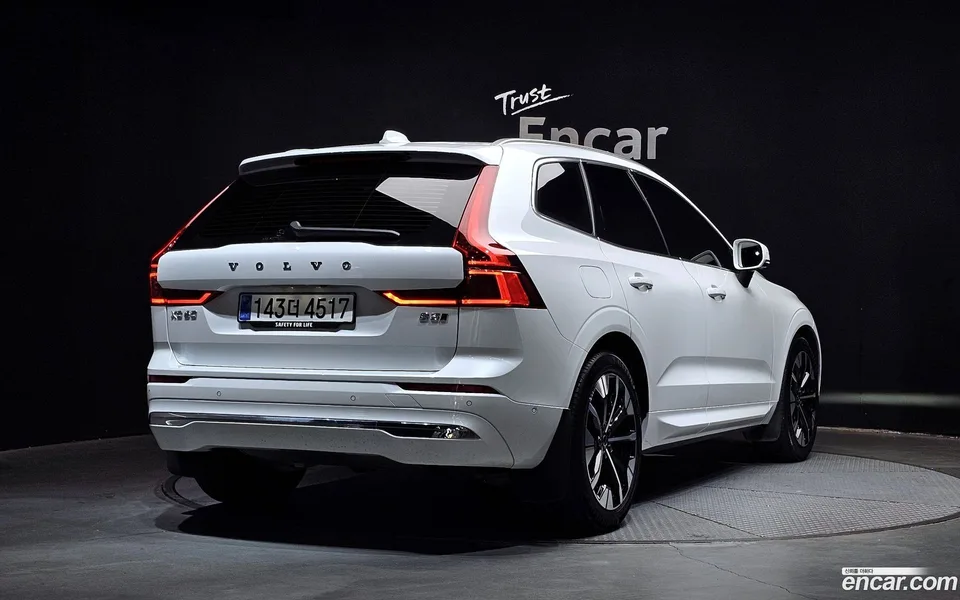 Volvo XC60 B5 2026 — миниатюра 2