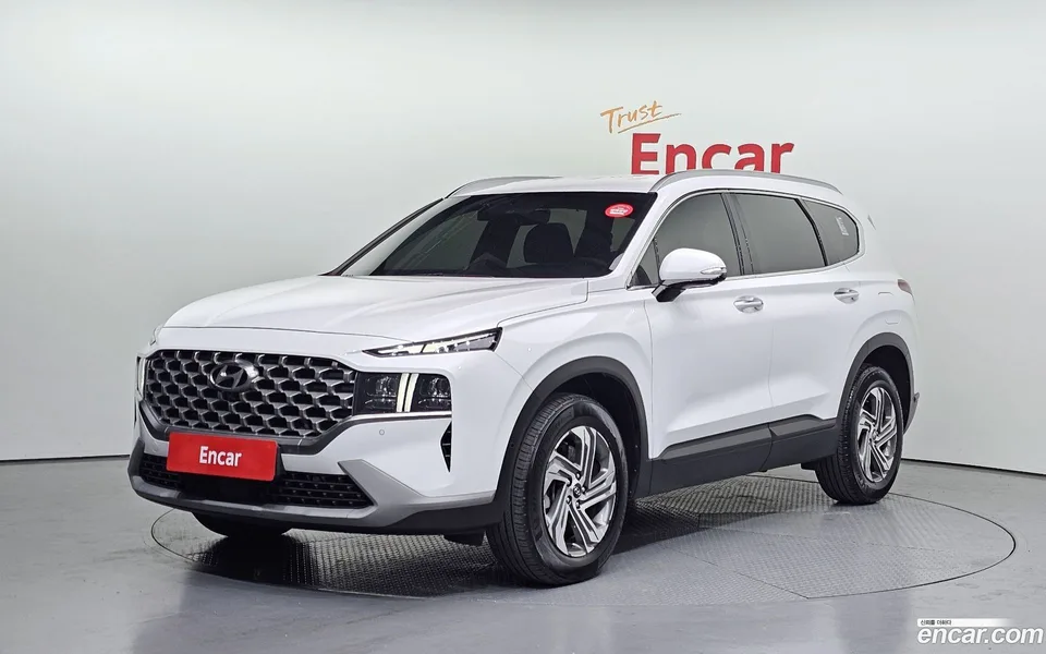 Hyundai SantaFe 2.5T 2WD 2023 — фото 1, купить с доставкой в Москву
