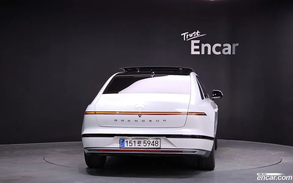 Hyundai Grandeur 3.5 LPG 2WD 2023 — миниатюра 4