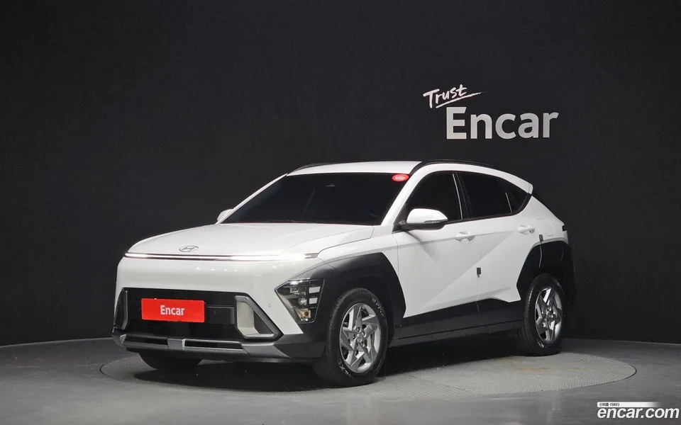 Hyundai Kona Hybrid 2023 — фото 1, купить с доставкой в Москву