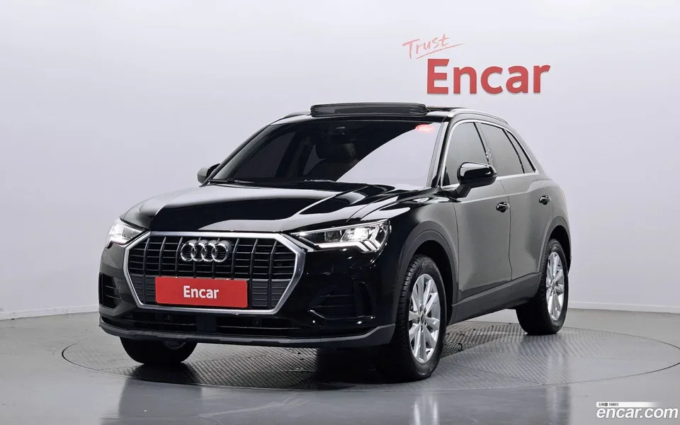 Audi Q3 35 TDI 2023 — фото 1, купить с доставкой в Москву