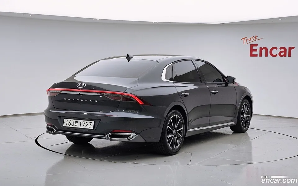 Hyundai Grandeur IG 3.3 2022 — миниатюра 2