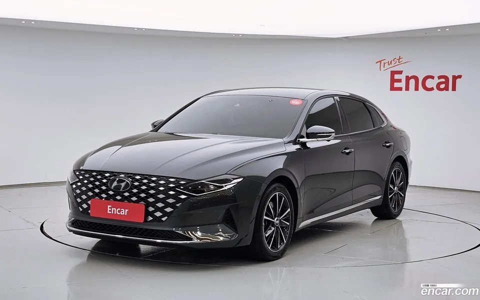Hyundai Grandeur IG 3.3 2022 — фото 1, купить с доставкой в Москву