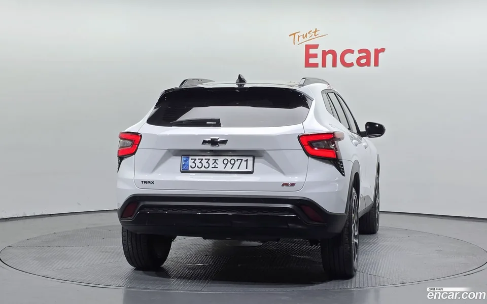 Chevrolet Trax Crossover 1.2 RS 2023 — миниатюра 4