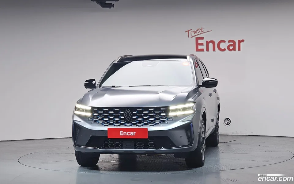 Renault Samsung Grand Koleos 1.5 E-TECH 2WD 2024 — миниатюра 3
