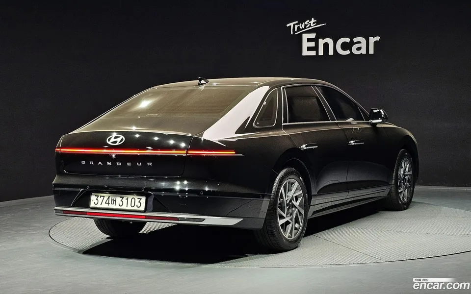 Hyundai Grandeur Hybrid 2024 — миниатюра 2