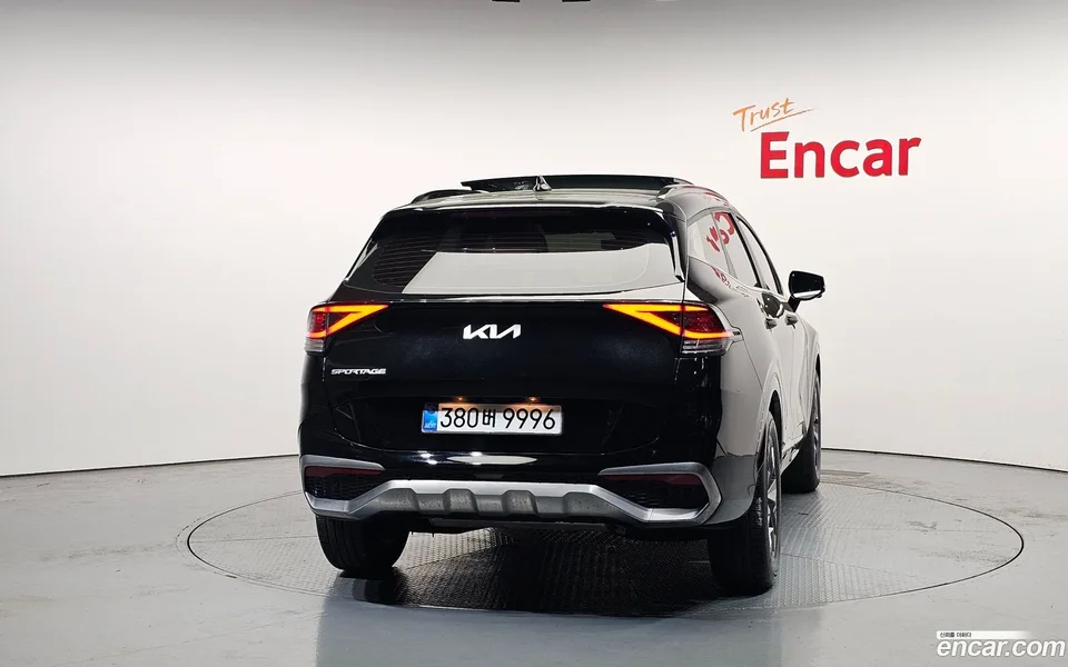 Kia Sportage 1.6 2WD 2022 — миниатюра 4