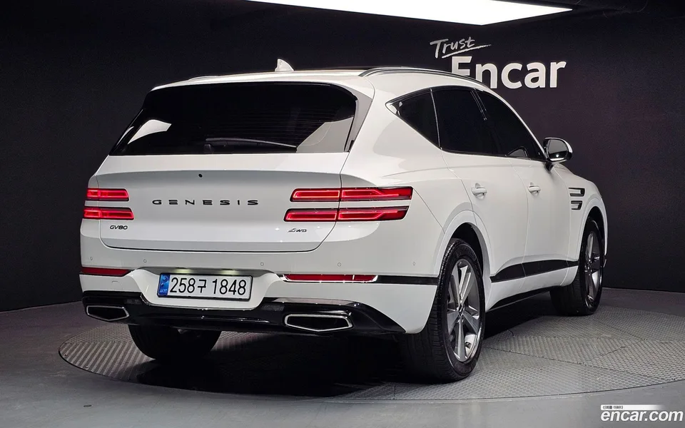 Genesis GV80 2.5T AWD 2023 — миниатюра 2