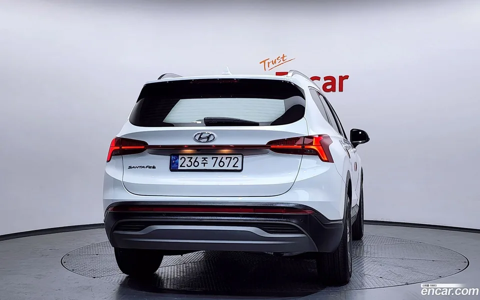 Hyundai SantaFe 2.5T 2WD 2023 — миниатюра 4