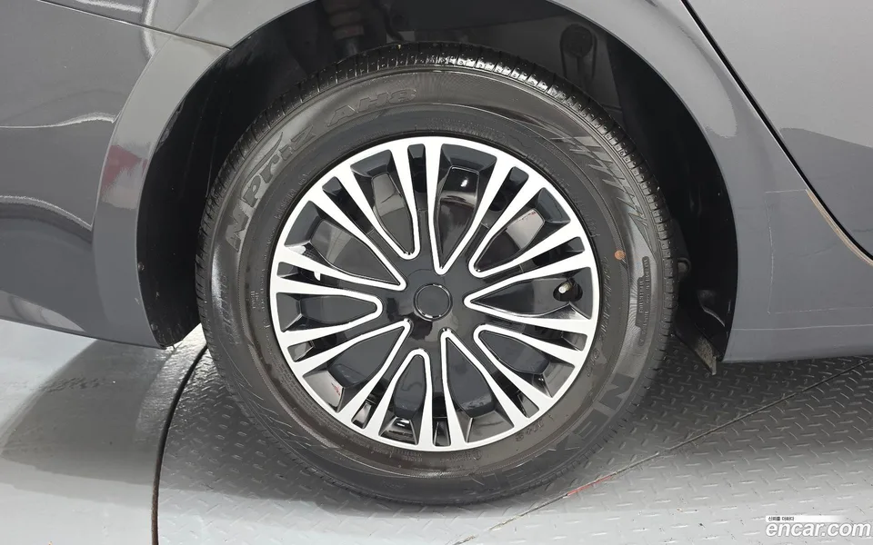 Kia K3 1.6 2023 — миниатюра 5