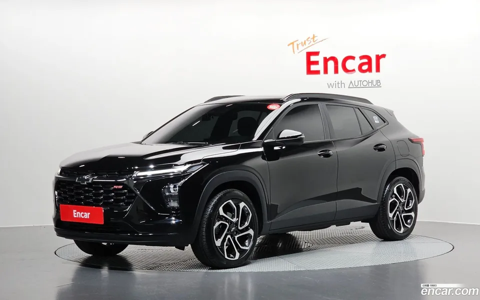 Chevrolet Trax Crossover 1.2 RS 2023 — фото 1, купить с доставкой в Москву