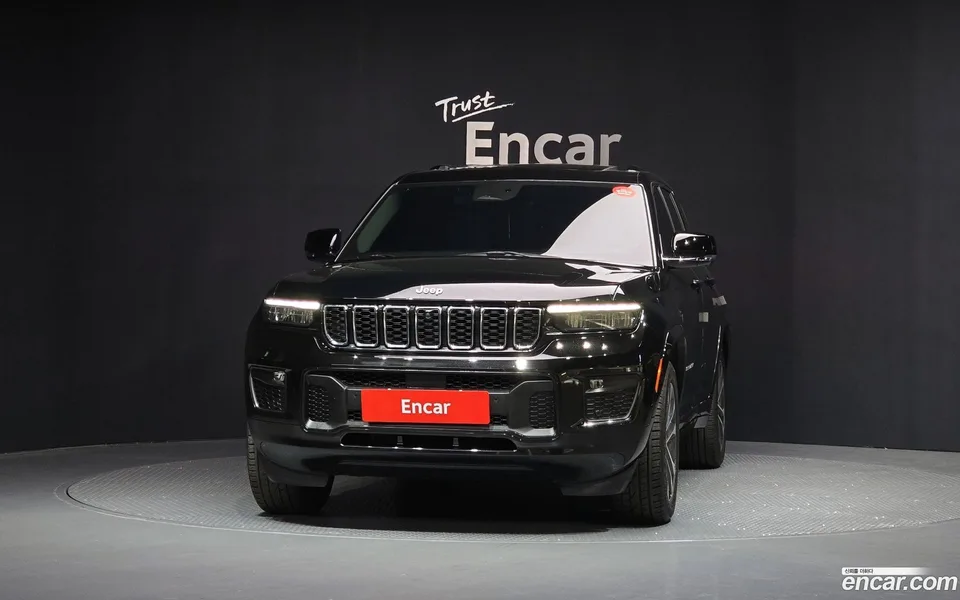 Jeep Grand Cherokee 3.6 2023 — миниатюра 3
