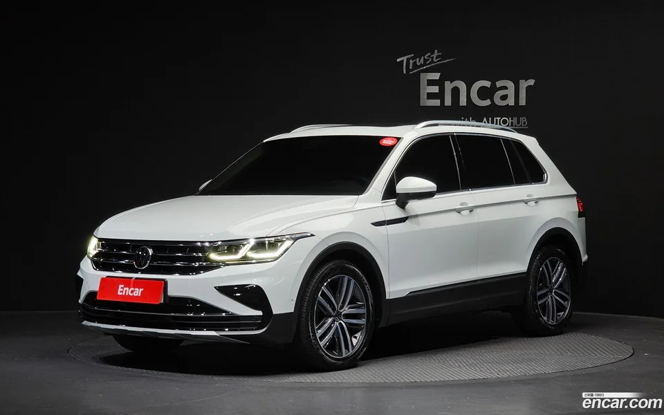 Volkswagen Tiguan 2.0 TDI 2022 — фото 1, купить с доставкой в Москву