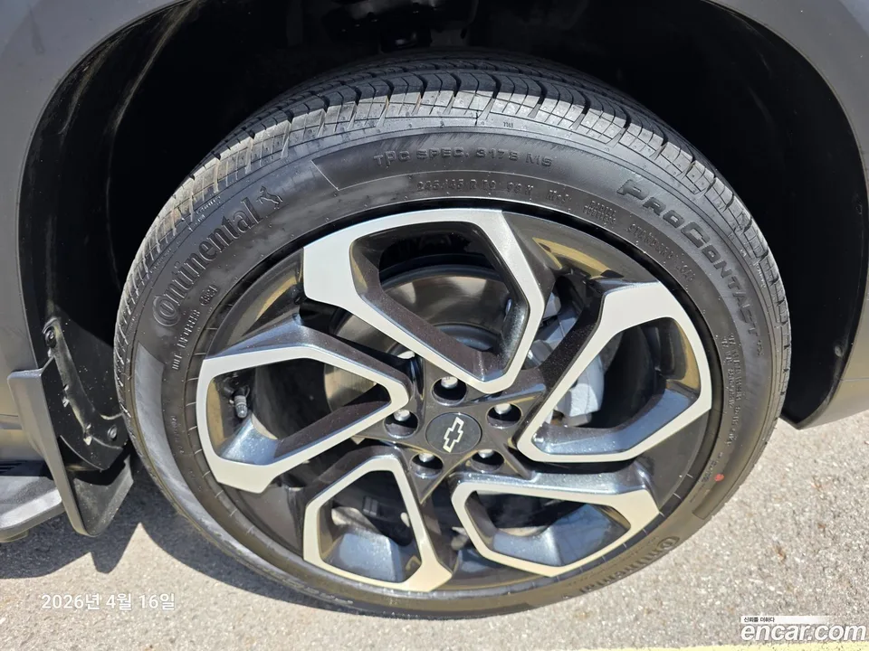 Chevrolet Trax Crossover 1.2 RS 2025 — миниатюра 5