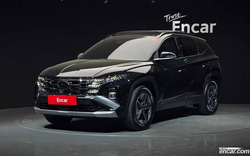 Hyundai Tucson Hybrid NX4 HEV 1.6 2WD 2024 — фото 1, купить с доставкой в Москву