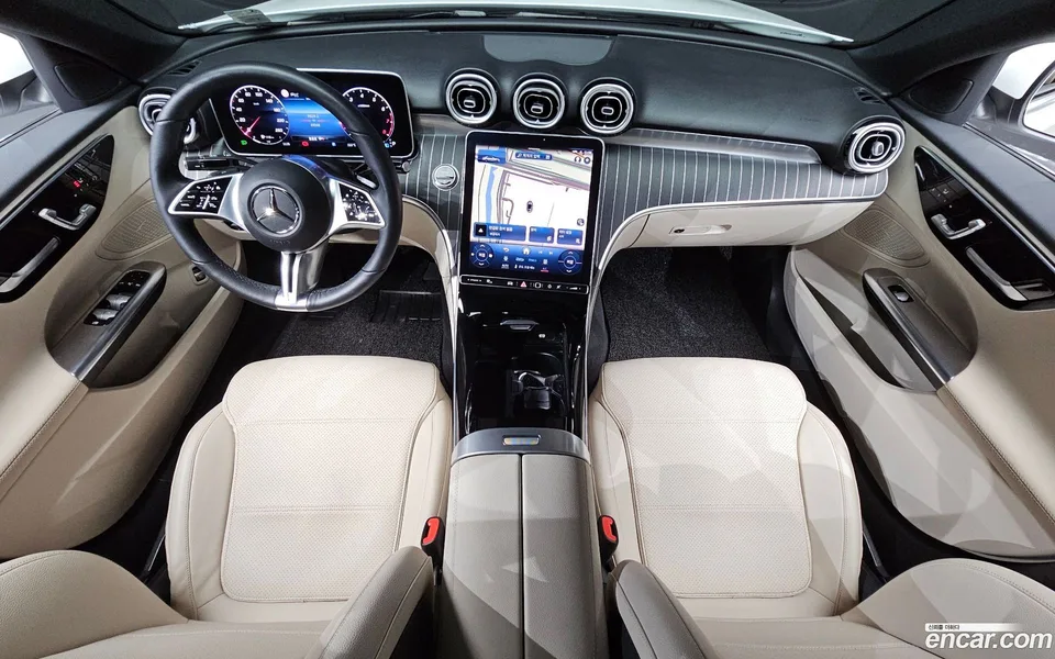 Mercedes-Benz C-Class C300 4MATIC 2023 — миниатюра 2
