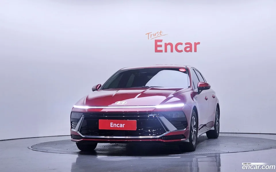 Hyundai Sonata The Edge Hybrid 2023 — миниатюра 3