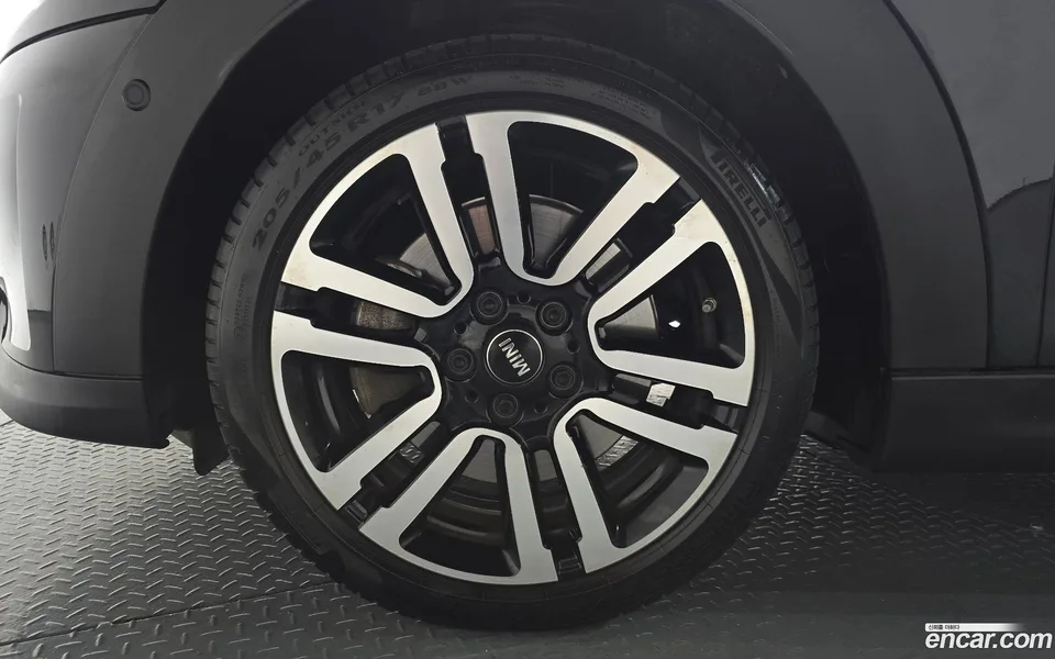 MINI Cooper S 5 2024 — миниатюра 5