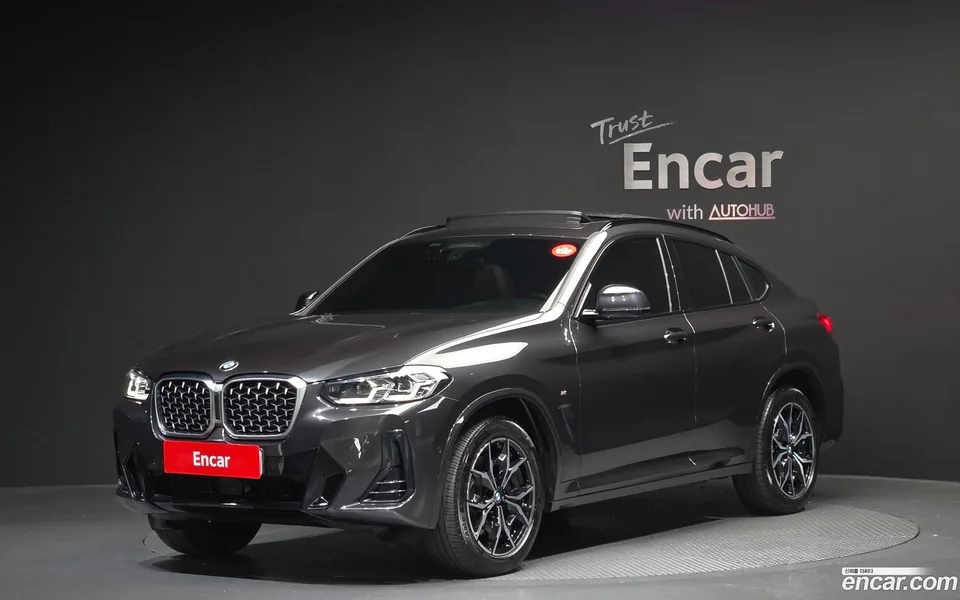 BMW X4 xDrive20i M 2022 — фото 1, купить с доставкой в Москву