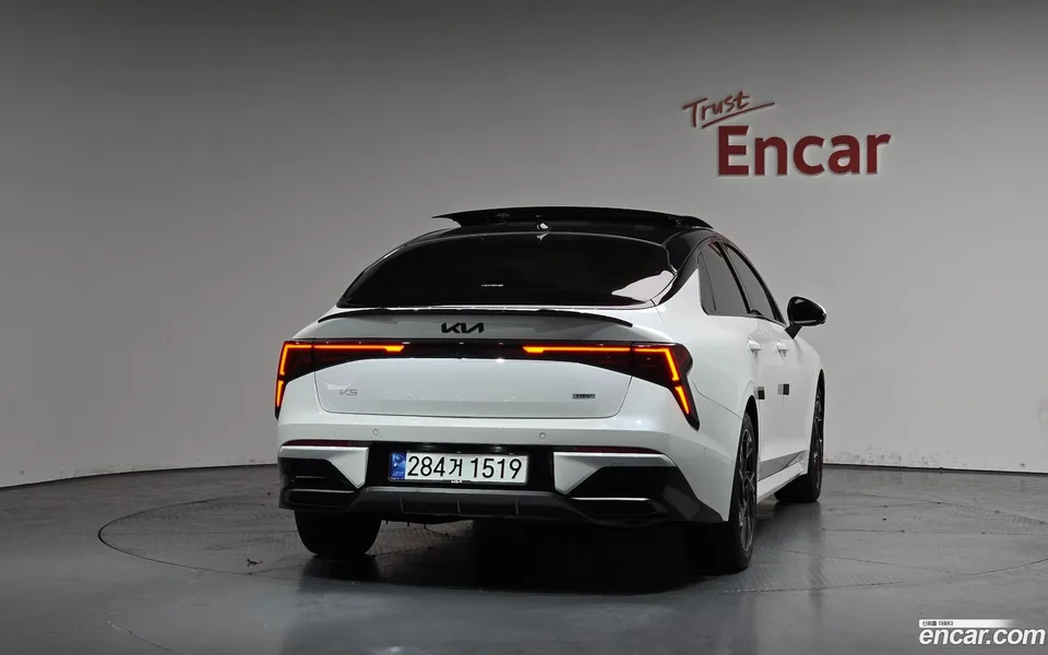 Kia K5 Hybrid 2024 — миниатюра 4