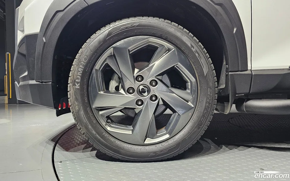 KG Mobility Rexton Sports Khan 2.2 4WD 2023 — миниатюра 5