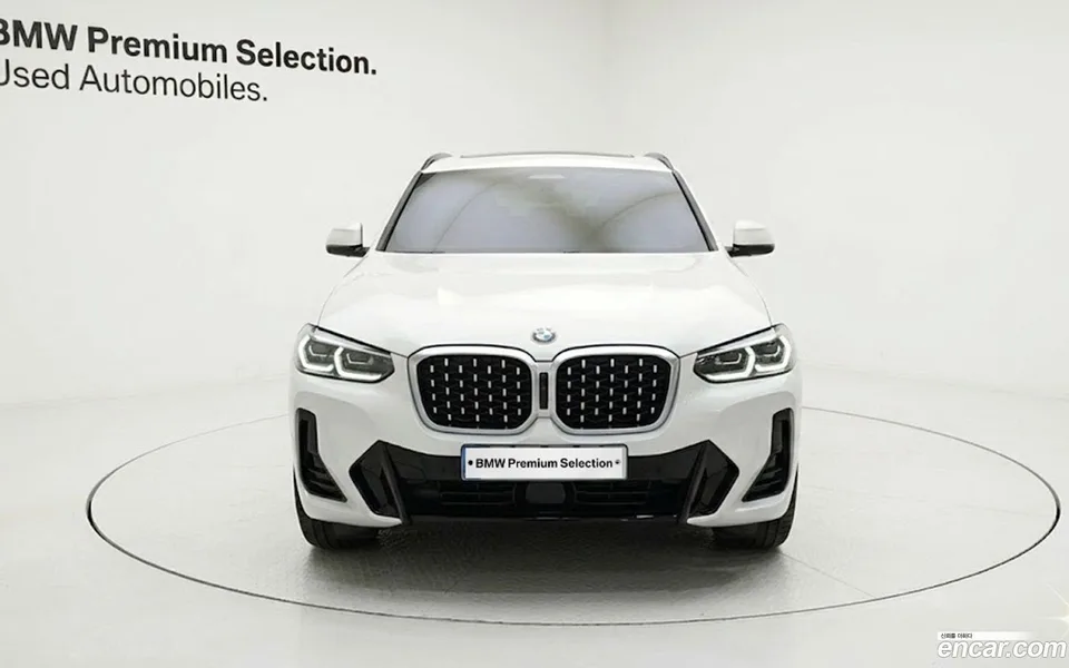 BMW X4 xDrive20i M 2025 — фото 1, купить с доставкой в Москву