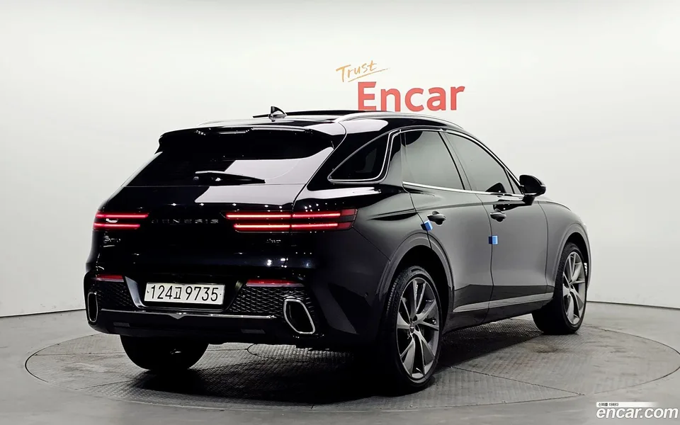 Genesis GV70 2.5T AWD 2023 — миниатюра 2