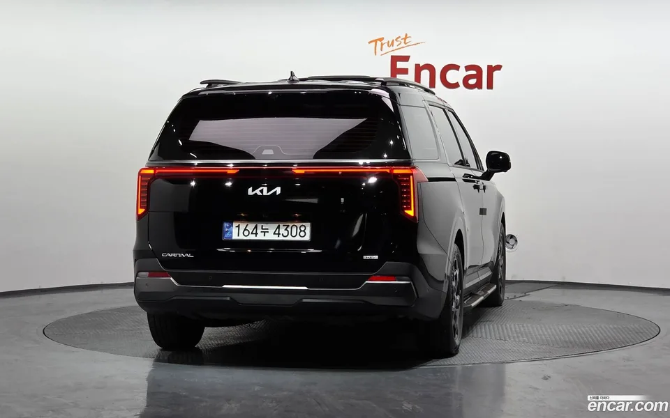 Kia Carnival HEV 7 2024 — миниатюра 4