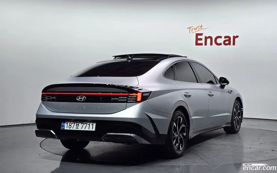 Hyundai Sonata The Edge 2.0 2024 — миниатюра 2