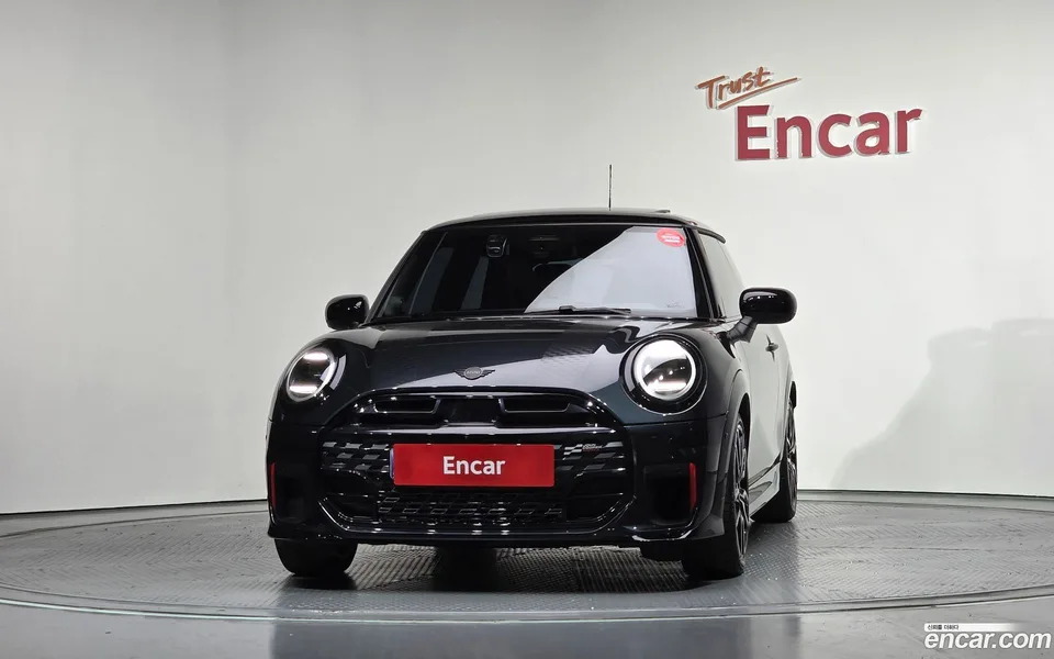 MINI Cooper S JCW 2025 — миниатюра 3
