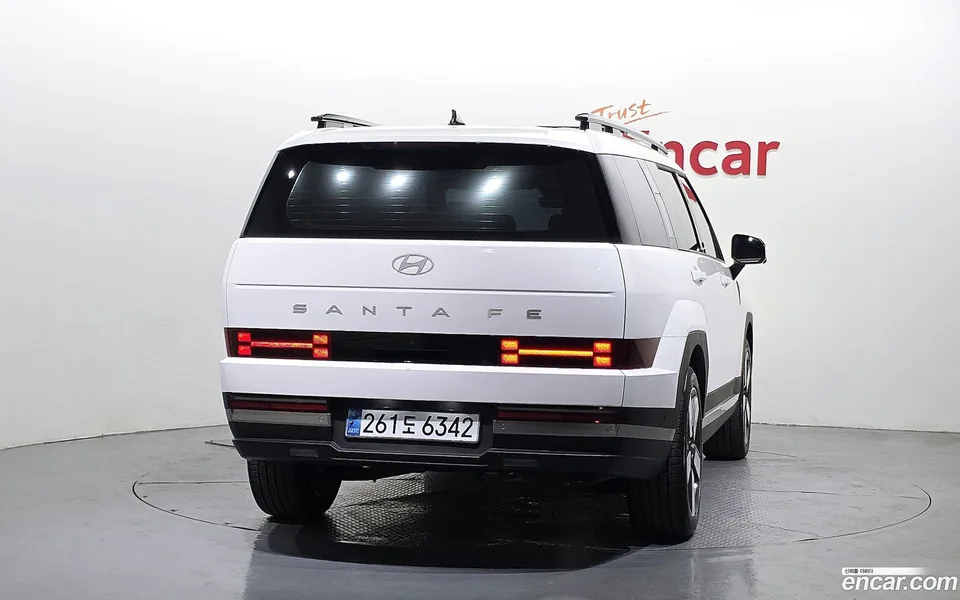 Hyundai Santa Fe HEV 1.6 2WD 2024 — миниатюра 4