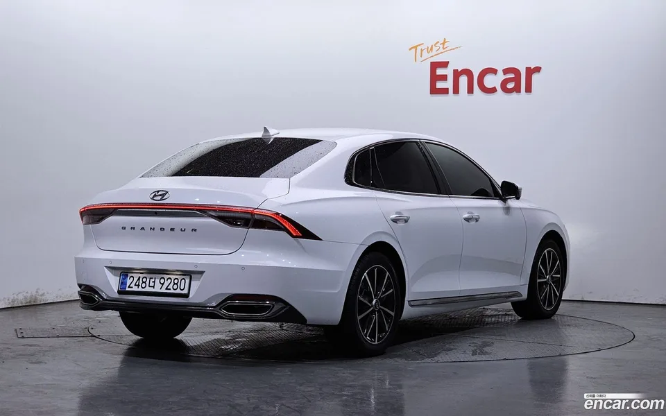 Hyundai Grandeur IG 2.5 2022 — миниатюра 2