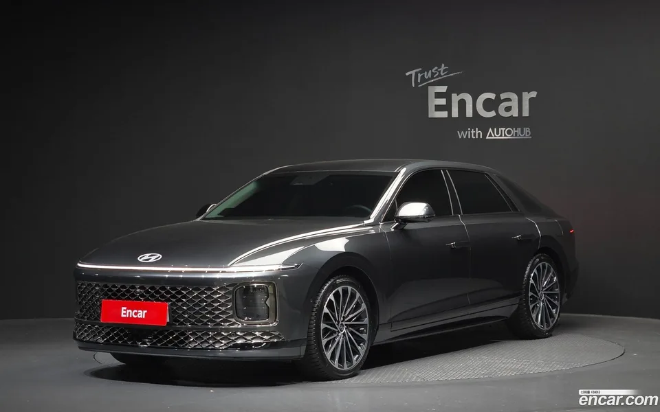 Hyundai Grandeur (GN7) 3.5 4WD 2025 — фото 1, купить с доставкой в Москву