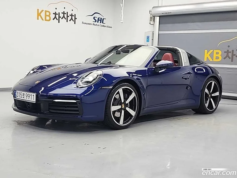Porsche 911 (992) 4 2024 — миниатюра 5