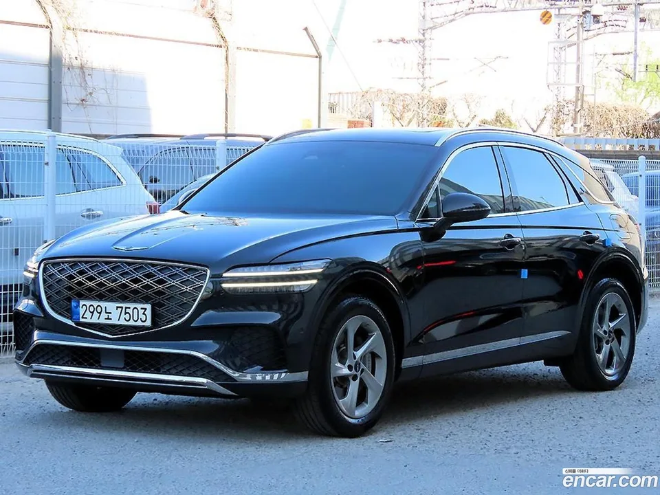 Genesis GV70 2.5T 2WD 2024 — миниатюра 2