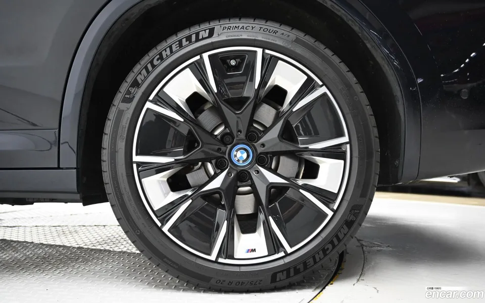 BMW iX3 M 2024 — миниатюра 5