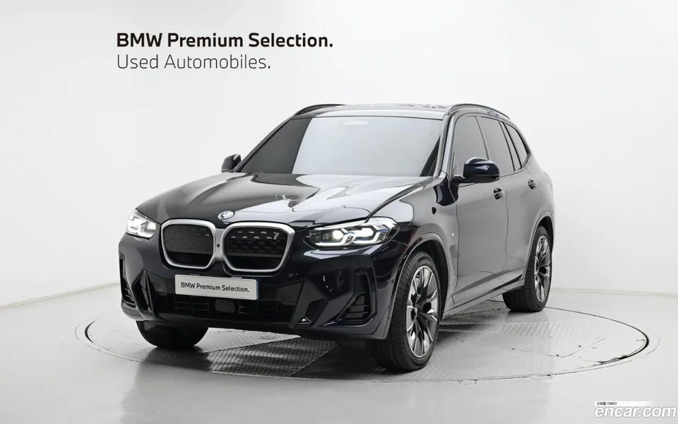 BMW iX3 M 2024 — фото 1, купить с доставкой в Москву