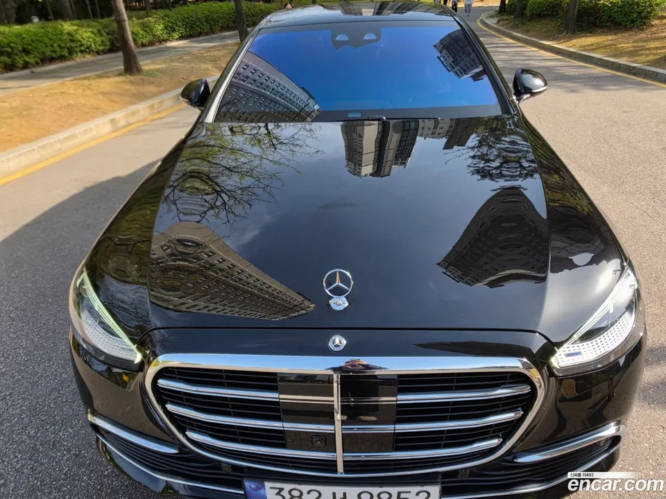 Mercedes-Benz S-Class S580L 4MATIC 2024 — фото 1, купить с доставкой в Москву