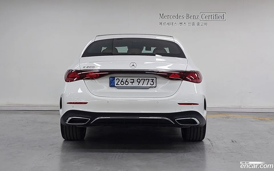 Mercedes-Benz E-Class E200 AMG Line 2025 — миниатюра 4