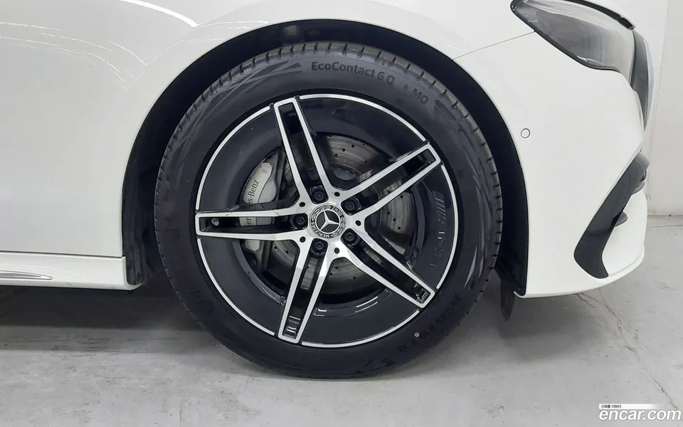 Mercedes-Benz E-Class E200 AMG Line 2025 — миниатюра 5