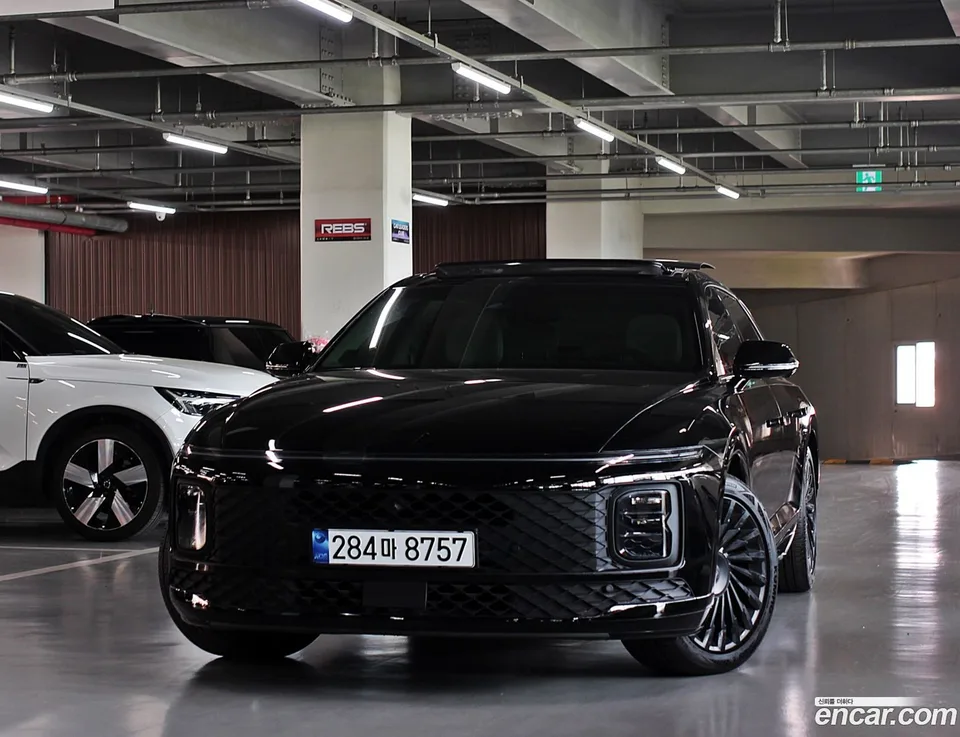 Hyundai Grandeur 2.5 2WD 2024 — фото 1, купить с доставкой в Москву